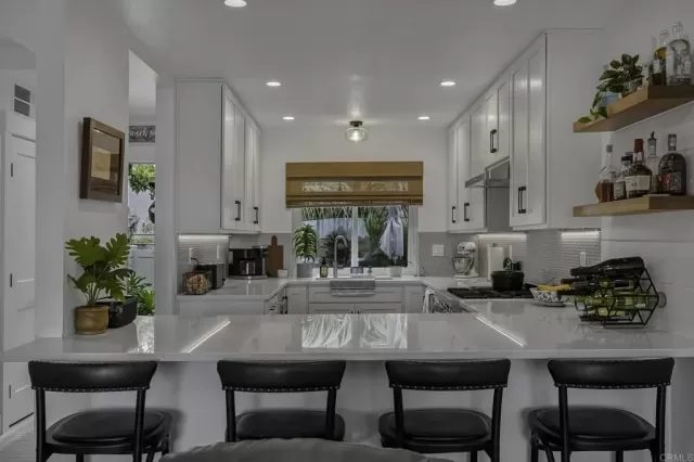 MLS: NDP2404949 Condo For Sale