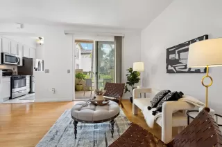 Photo #3: NDP2404957 Listing