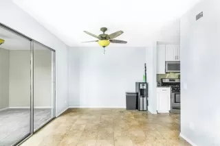 Photo #6: NDP2404992 Listing