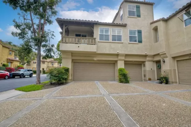 MLS: NDP2405068 Condo For Sale