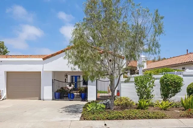 MLS: NDP2405170 Condo For Sale