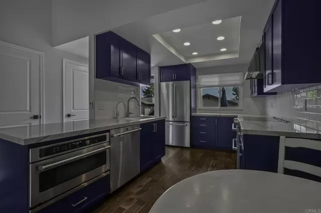 MLS: NDP2405369 Condo For Sale