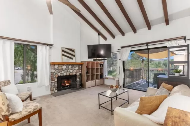 MLS: NDP2405589 Condo For Sale