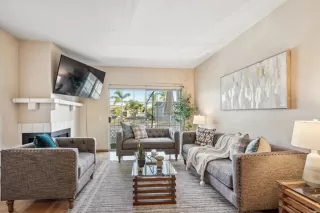 Photo #4: NDP2405696 Listing