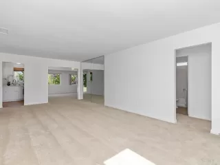 Photo #5: NDP2405785 Listing