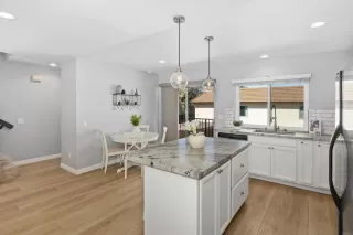 Photo #4: NDP2405849 Listing 