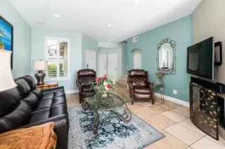 Photo #5: NDP2405868 Listing