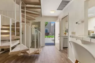 Photo #6: NDP2405954 Listing 