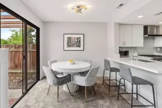 Photo #4: NDP2406086 Listing