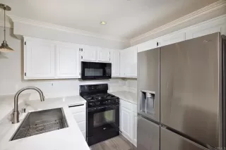 Photo #4: NDP2406119 Listing 