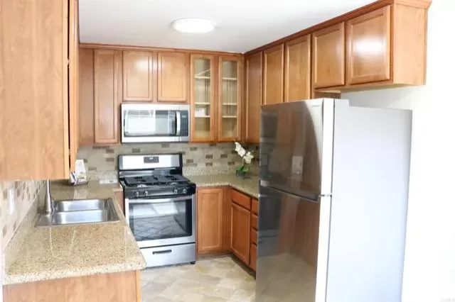 MLS: NDP2406122 Condo For Sale