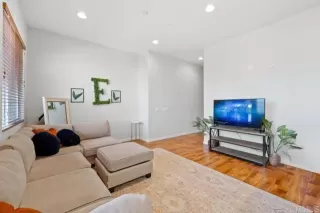 Photo #4: NDP2406297 Listing