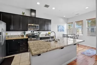 Photo #5: NDP2406297 Listing