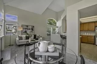 Photo #4: NDP2406374 Listing