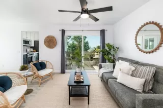 Photo #2: NDP2406383 Listing