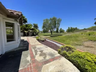 Photo #5: NDP2406451 Listing