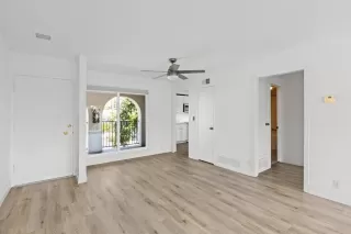 Photo #4: NDP2406616 Listing