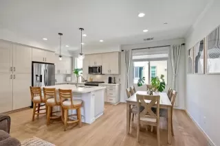 Photo #2: NDP2406671 Listing 