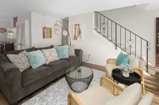 Photo #3: NDP2406886 Listing