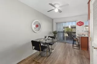 Photo #4: NDP2406886 Listing