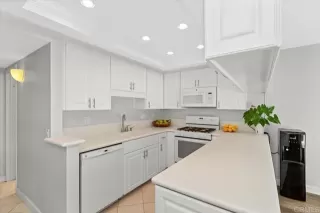 Photo #2: NDP2407035 Listing