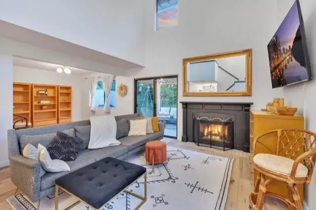 MLS: NDP2407041 Condo For Sale