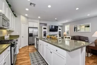 Photo #6: NDP2407239 Listing