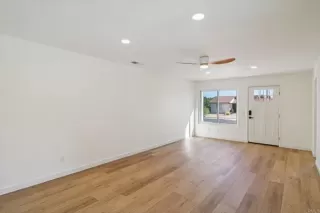 Photo #5: NDP2407319 Listing