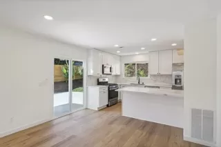 Photo #6: NDP2407319 Listing