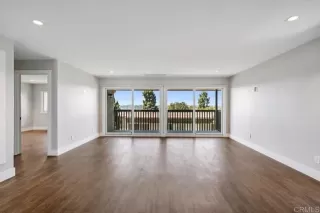 Photo #3: NDP2407365 Listing