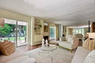 Photo #5: NDP2407520 Listing