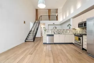 Photo #4: NDP2407631 Listing