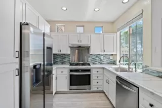 Photo #4: NDP2407986 Listing