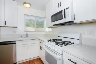 Photo #4: NDP2408099 Listing