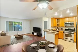 Photo #4: NDP2408268 Listing 