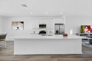 Photo #6: NDP2408286 Listing