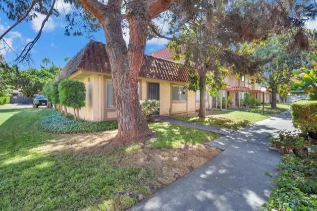 MLS: NDP2408440 Condo For Sale