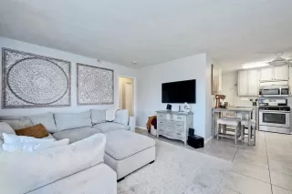 Photo #5: NDP2408623 Listing