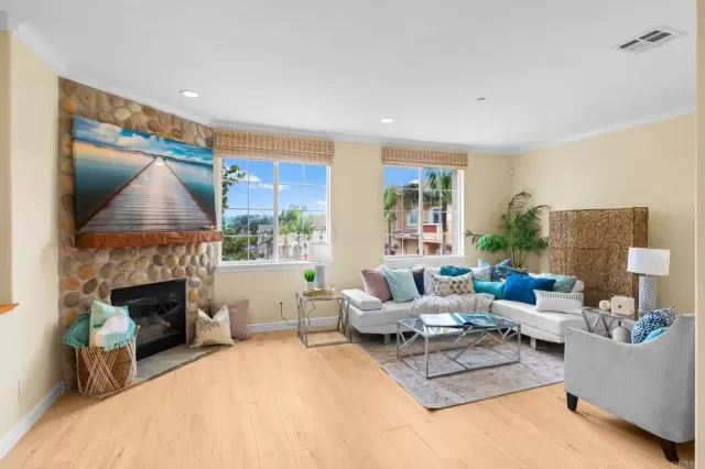 MLS: NDP2408641 Condo For Sale