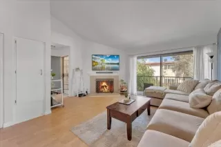 Photo #4: NDP2408646 Listing