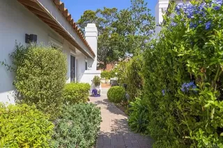 Photo #2: NDP2408650 Listing