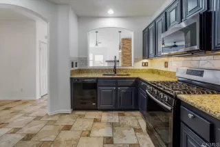 Photo #5: NDP2408651 Listing