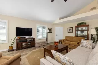 Photo #4: NDP2408705 Listing