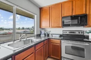 Photo #6: NDP2408761 Listing 