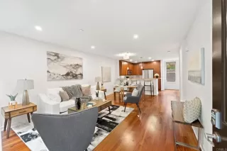 Photo #2: NDP2408829 Listing