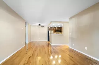 Photo #4: NDP2408919 Listing