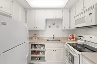 Photo #6: NDP2408963 Listing