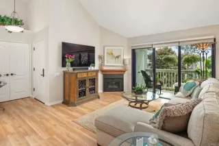 Photo #4: NDP2408969 Listing