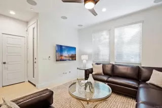 Photo #5: NDP2408984 Listing