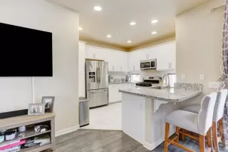 Photo #2: NDP2409054 Listing